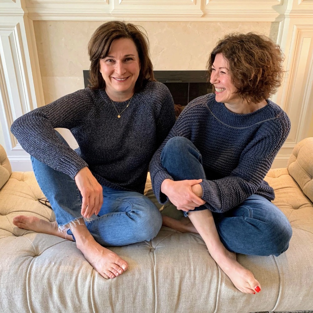Meet your Poshers, Maria and Svetlana